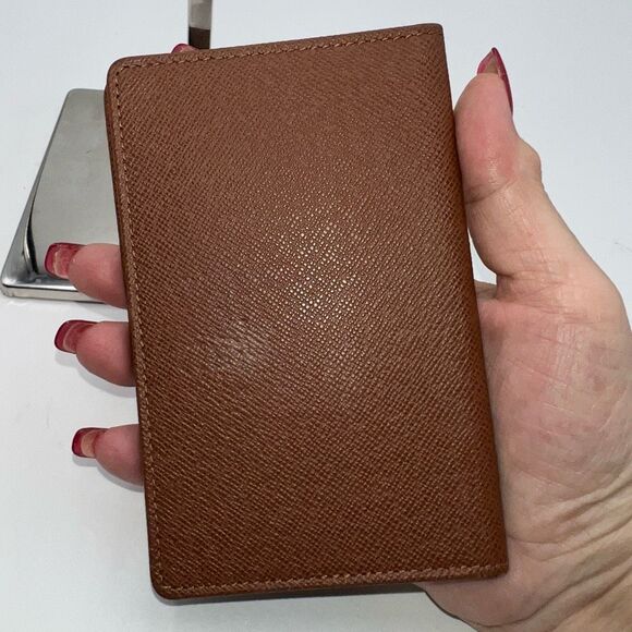 Louis Vuitton Porte 2 Cartes Vertical Brown Taiga Leather Card Case Holder - Picture 3 of 8